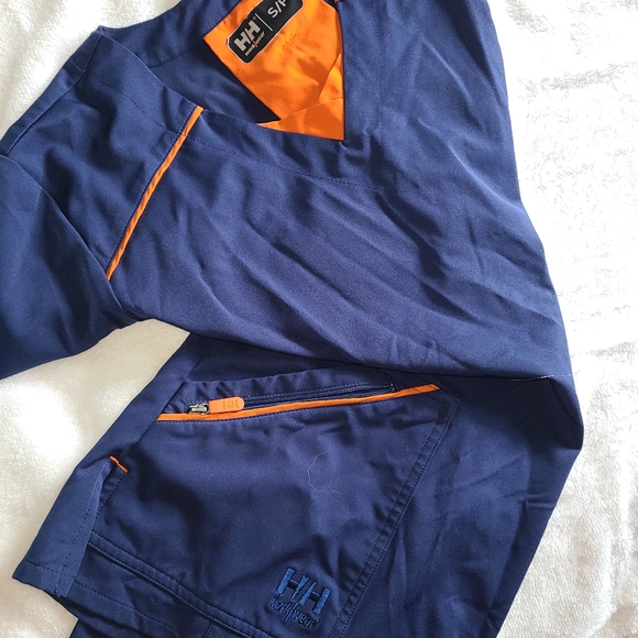 Helly Hansen Navy Blue Scrub top - Picture 2 of 4